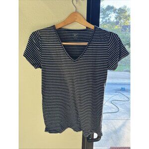 Gap Navy Stripe V Neck Women’s Large